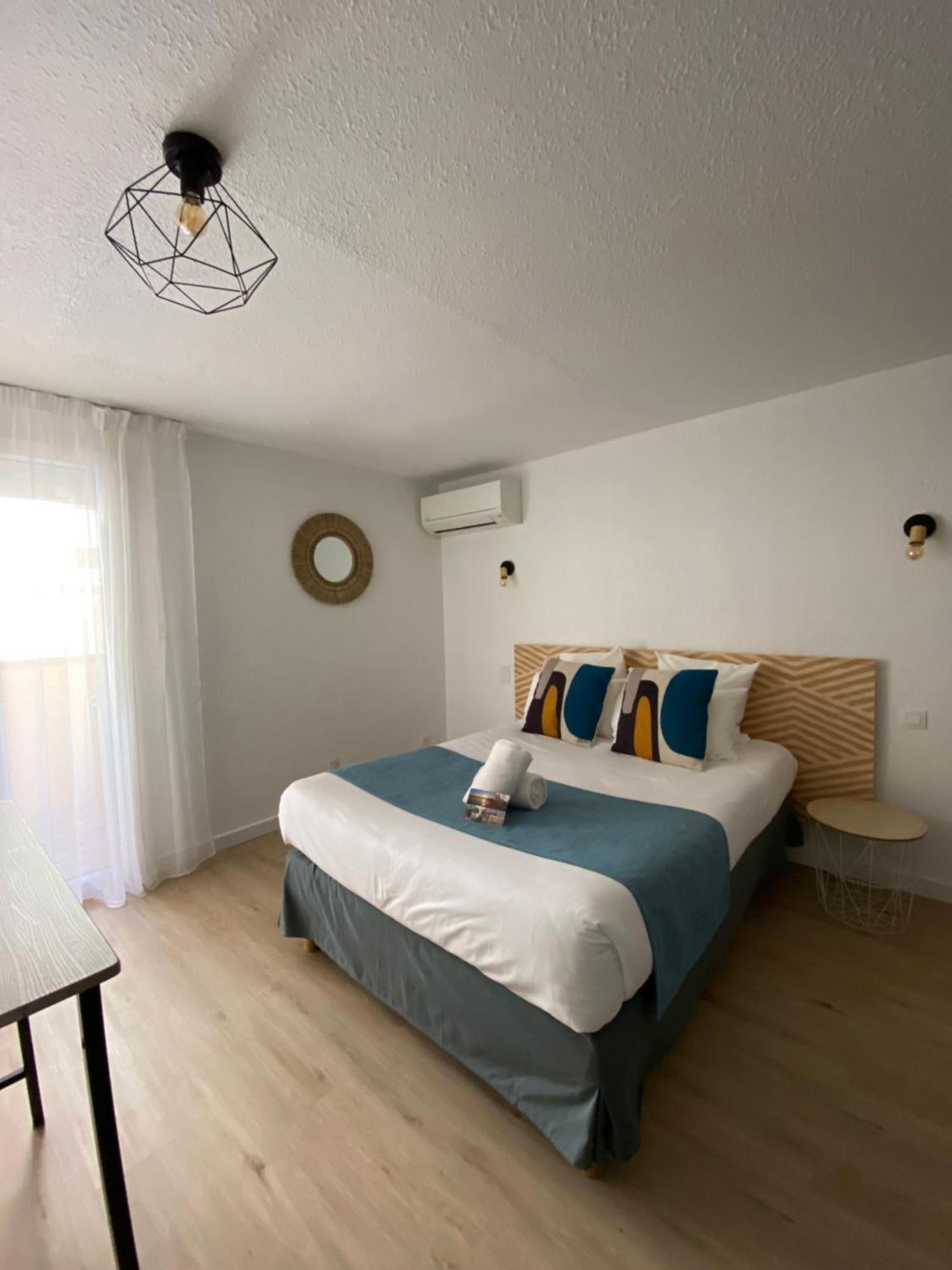 Hotel Saint Georges, Face A La Mer Canet-en-Roussillon Ngoại thất bức ảnh